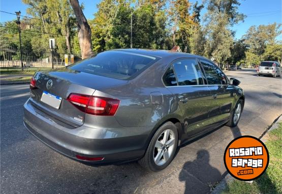 Autos - Volkswagen Vento 1.4TSI Highline DSG 2016 Nafta 51200Km - En Venta