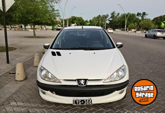 Autos - Peugeot 206 2005 Diesel 111111Km - En Venta