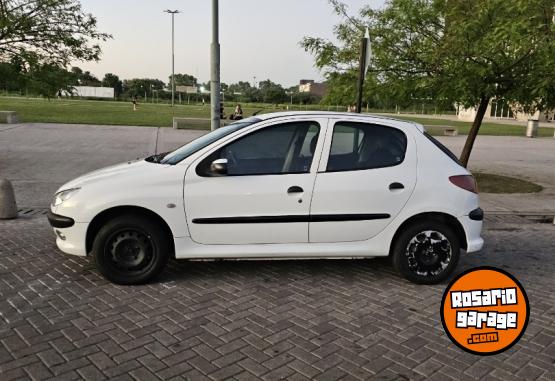 Autos - Peugeot 206 2005 Diesel 111111Km - En Venta