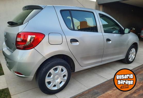 Autos - Renault Sandero 2015 Nafta 90000Km - En Venta