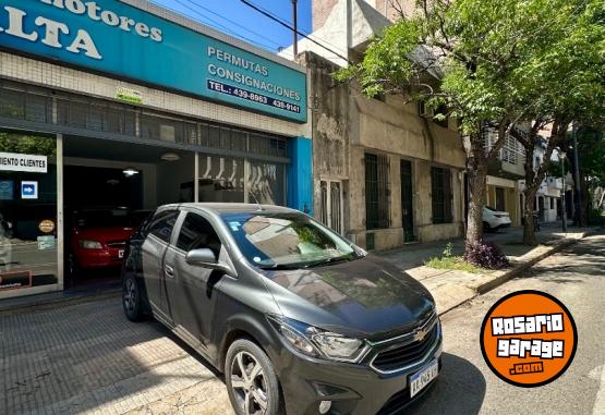 Autos - Chevrolet Onix Ltz 2017 Nafta 64000Km - En Venta