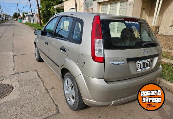 Autos - Ford Fiesta 2008 GNC 150000Km - En Venta