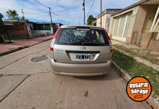 Autos - Ford Fiesta 2008 GNC 150000Km - En Venta