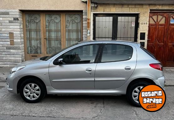 Autos - Peugeot 207 2009 Diesel 169000Km - En Venta