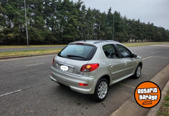 Autos - Peugeot 207 2013 Diesel 120000Km - En Venta