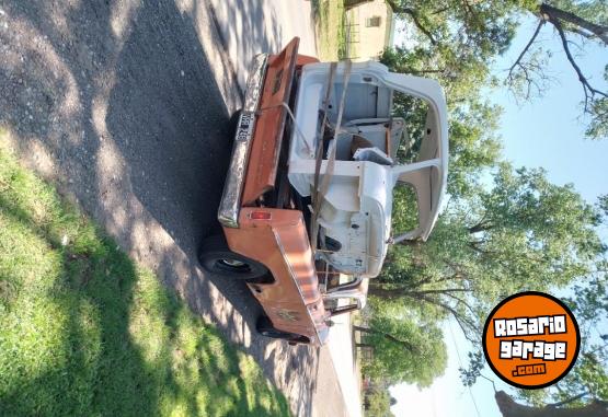 Camionetas - Dodge D100 V8 1981 GNC 30000Km - En Venta