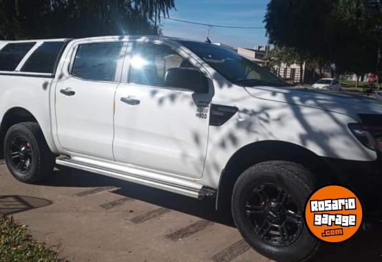 Camionetas - Ford Ranger xl 2015 GNC 203000Km - En Venta