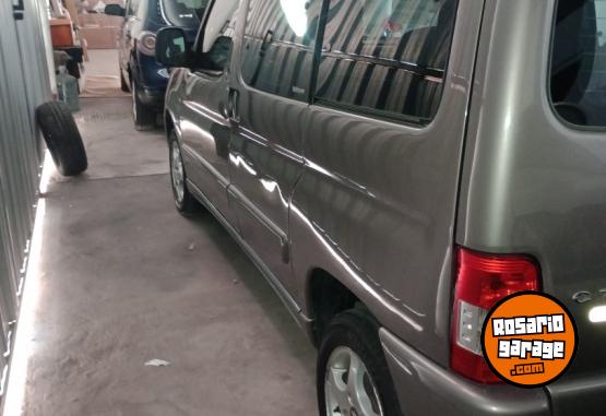 Utilitarios - Citroen Berlingo 2011 Diesel 156000Km - En Venta