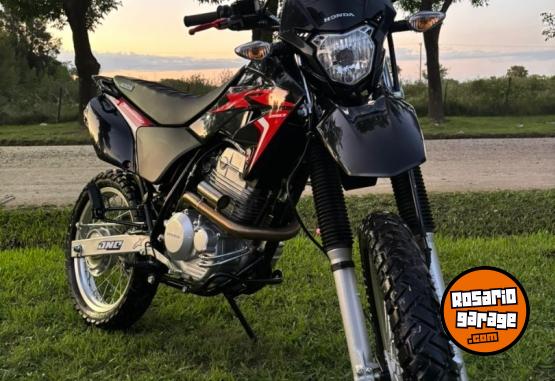 Motos - Honda Honda Tornado XR 250 2024 Nafta 1400Km - En Venta