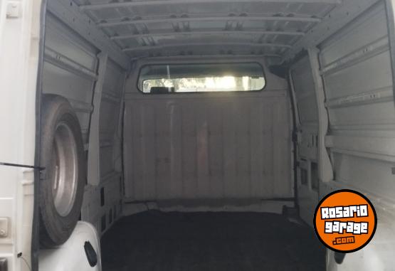 Utilitarios - Renault Trafic 1,9 diesel 2002 2002 Diesel 30000Km - En Venta