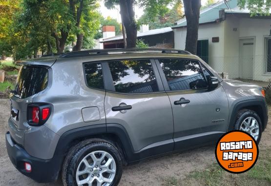 Camionetas - Jeep Renegade 2018 Nafta 49000Km - En Venta