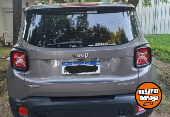 Camionetas - Jeep Renegade 2018 Nafta 49000Km - En Venta