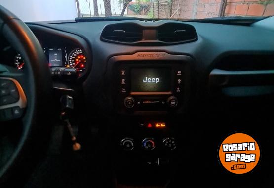 Camionetas - Jeep Renegade 2018 Nafta 49000Km - En Venta