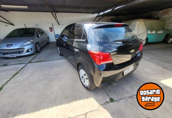 Autos - Chevrolet Onix lt 2017 Nafta 80000Km - En Venta