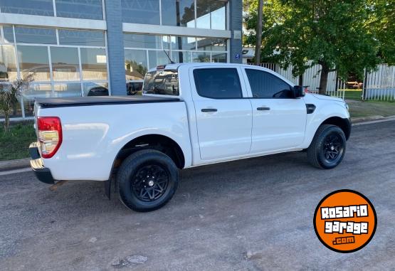 Camionetas - Ford Ranger 2021 GNC 91000Km - En Venta