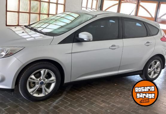 Autos - Ford Focus se 2.0 2014 Nafta 121000Km - En Venta