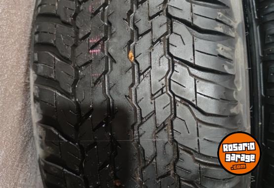 Accesorios para Autos - Llantas 18" Toyota Hilux SRX originales MUY BUENA $1.900.000. NO BAJO PRECIO. - En Venta