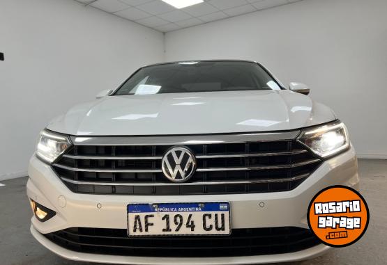 Autos - Volkswagen VENTO 1,4 HIGHLINE 2022 Nafta 56000Km - En Venta