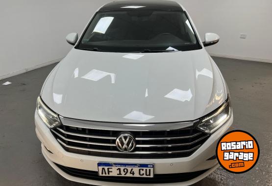 Autos - Volkswagen VENTO 1,4 HIGHLINE 2022 Nafta 56000Km - En Venta