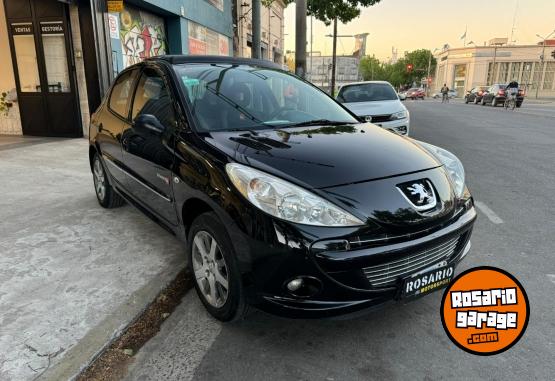 Autos - Peugeot 207 2012 Nafta 140000Km - En Venta