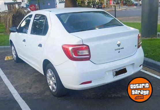 Autos - Renault RENAULT LOGAN II 1.6  8V 2015 GNC 130000Km - En Venta