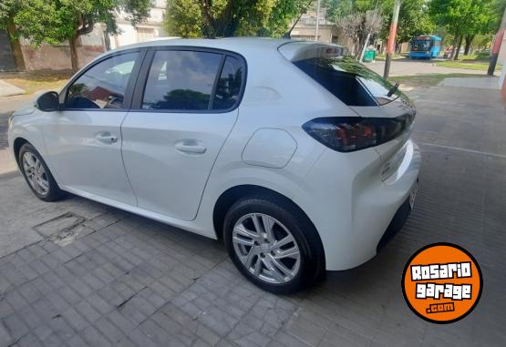 Autos - Peugeot 208 2020 Nafta 15000Km - En Venta