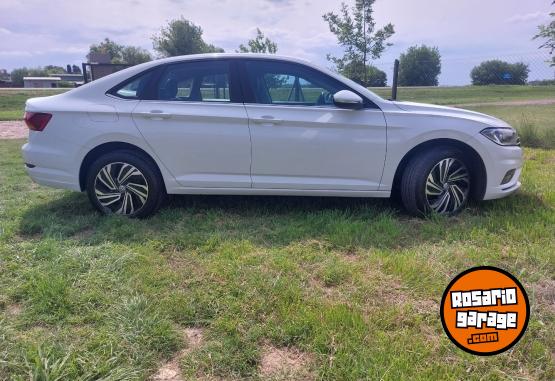 Autos - Volkswagen Vento 2020 Nafta 78000Km - En Venta