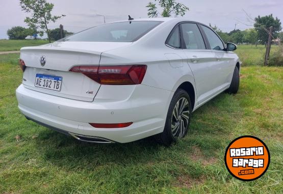 Autos - Volkswagen Vento 2020 Nafta 78000Km - En Venta