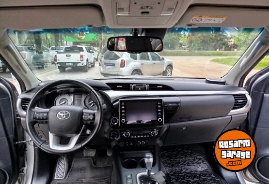 Camionetas - Toyota HILUX SRX 4X4 AT 2021 Diesel 50000Km - En Venta