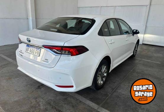 Autos - Toyota COROLLA HEV 1.8 XEI eCVT 2022 Nafta 43451Km - En Venta