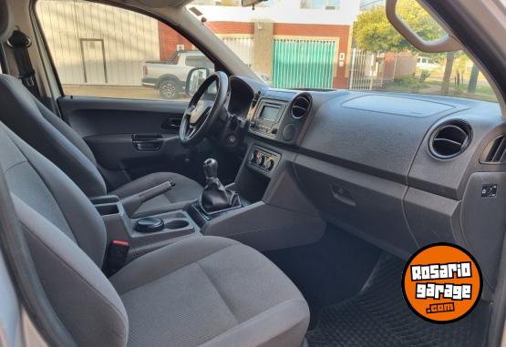 Camionetas - Volkswagen Amarok Starling 140cv 2015 Diesel 130000Km - En Venta