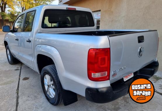 Camionetas - Volkswagen Amarok Starling 140cv 2015 Diesel 130000Km - En Venta