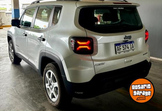 Camionetas - Jeep Renegade Sport 1.8 2022 Nafta 6000Km - En Venta