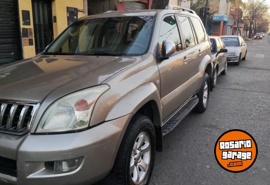 Camionetas - Toyota Prado 3.0, 2005 Diesel 300000Km - En Venta