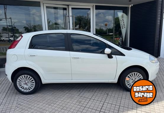 Autos - Fiat PUNTO ATTRACTIVE 1.4 5P 2012 Nafta 130000Km - En Venta