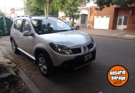 Autos - Renault Sandero clio gol 307 2010 Nafta 155000Km - En Venta