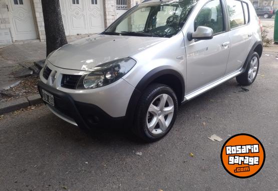 Autos - Renault Sandero clio gol 307 2010 Nafta 155000Km - En Venta