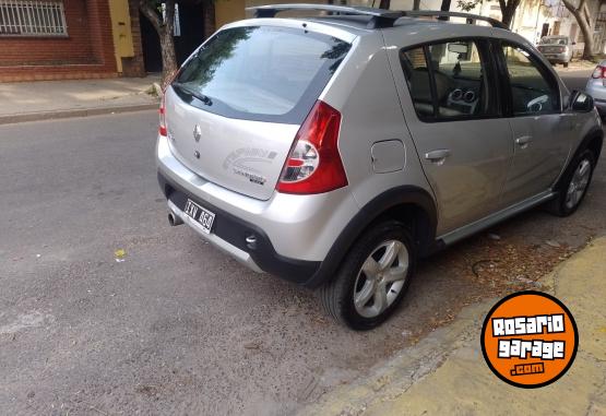 Autos - Renault Sandero clio gol 307 2010 Nafta 155000Km - En Venta