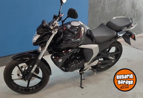 Motos - Yamaha FZ FI 2023 Nafta 11900Km - En Venta