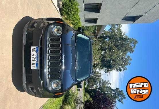 Camionetas - Jeep Renegade Sport 2017 Nafta 90000Km - En Venta