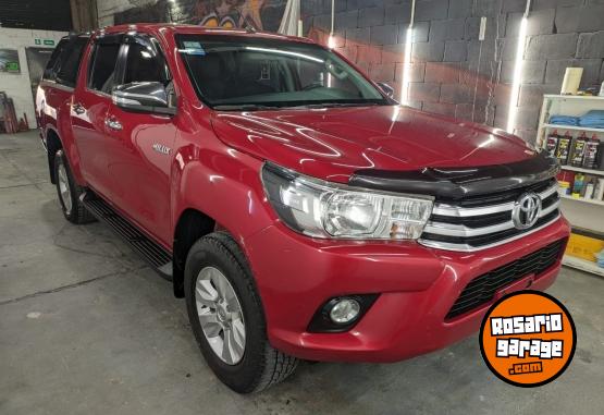 Camionetas - Toyota Hilux 2017 Diesel 180Km - En Venta