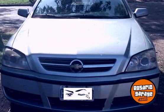 Autos - Chevrolet Astra 2009 GNC 200000Km - En Venta