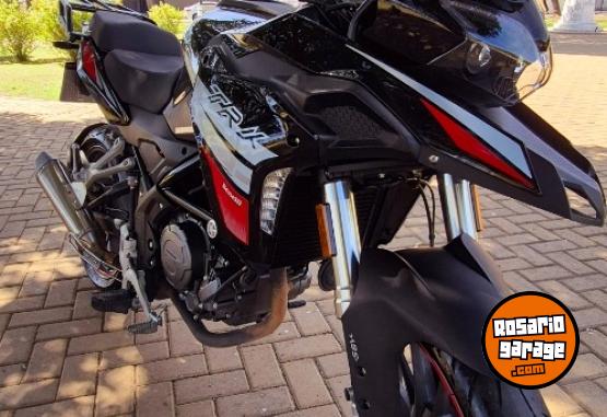 Motos - Benelli Trk 251 2022 Nafta 11000Km - En Venta