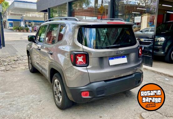 Camionetas - Jeep Renegade sport 2017 Nafta 119600Km - En Venta