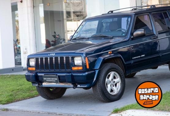 Camionetas - Jeep Cherokee 2.5 Classic 2000 Diesel 226000Km - En Venta