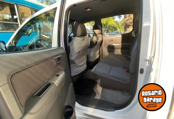 Camionetas - Toyota HILUX SRV 4X4 2013 Diesel 285000Km - En Venta