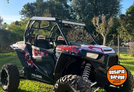 Cuatris y UTVs - Polaris RZR 1000 TURBO 2017  10000Km - En Venta