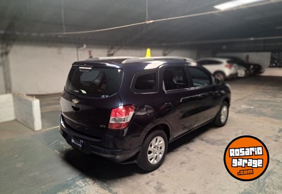 Autos - Chevrolet Spin 2015 GNC 140000Km - En Venta