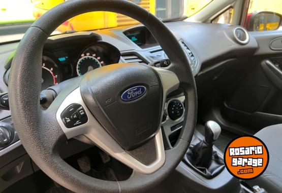 Autos - Ford Fiesta Kinetic se plus 2017 Nafta 99000Km - En Venta