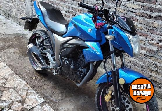 Motos - Suzuki Gixxer 2017 Nafta 20000Km - En Venta